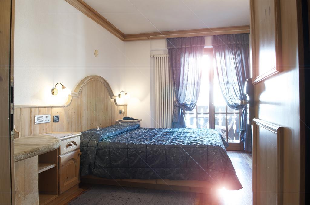 Hotel La Montanina Ливиньо Номер фото