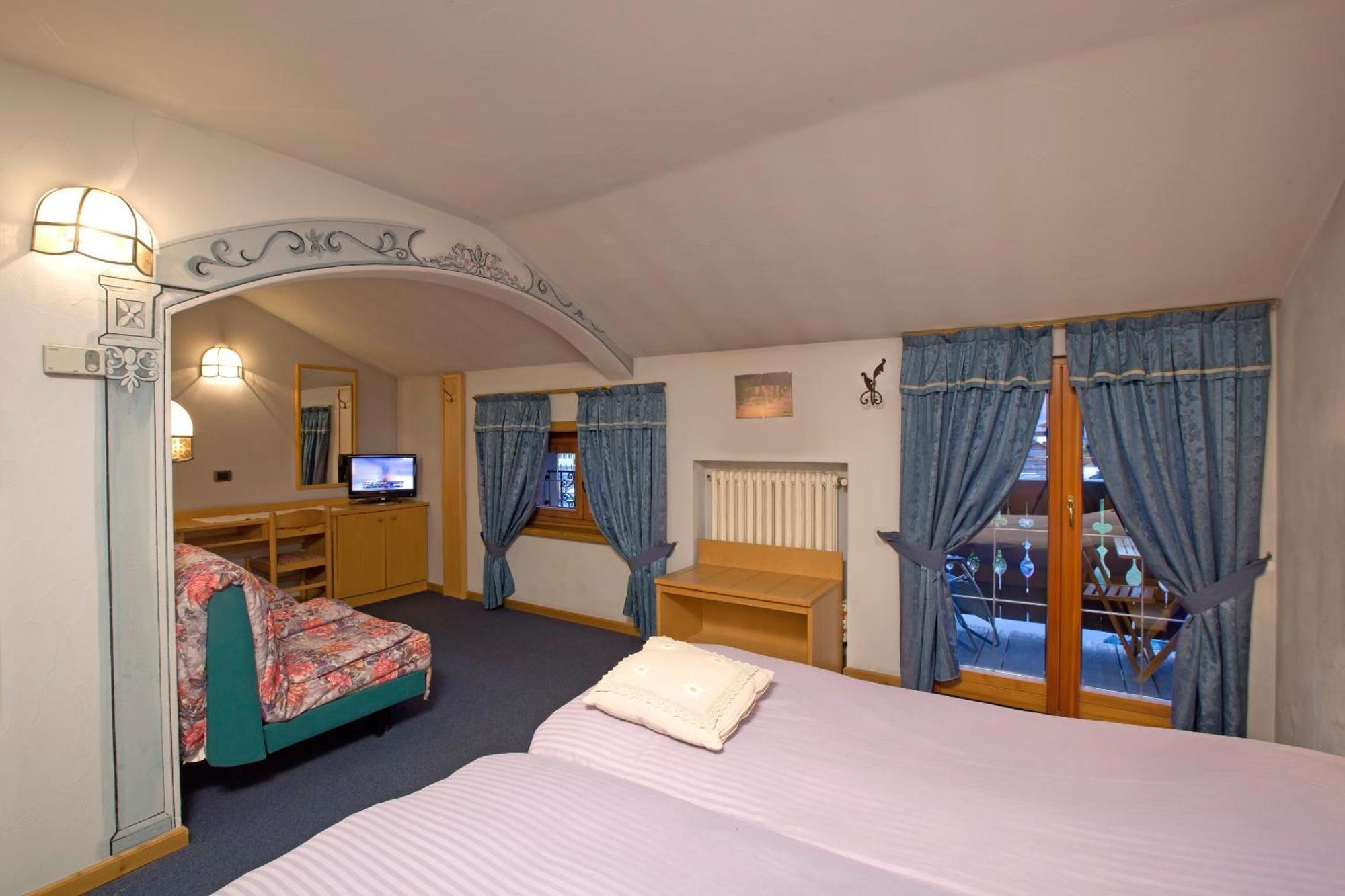 Hotel La Montanina Ливиньо Номер фото