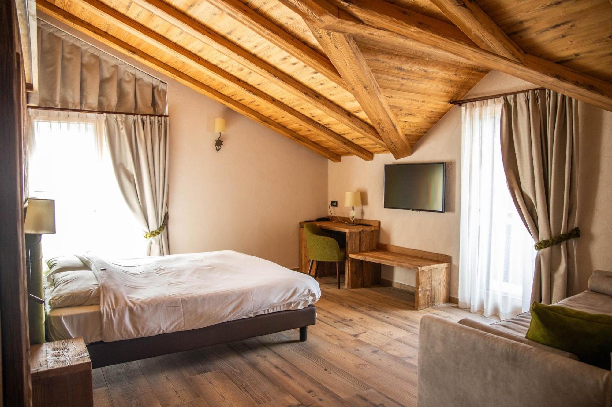 Hotel La Montanina Ливиньо Экстерьер фото